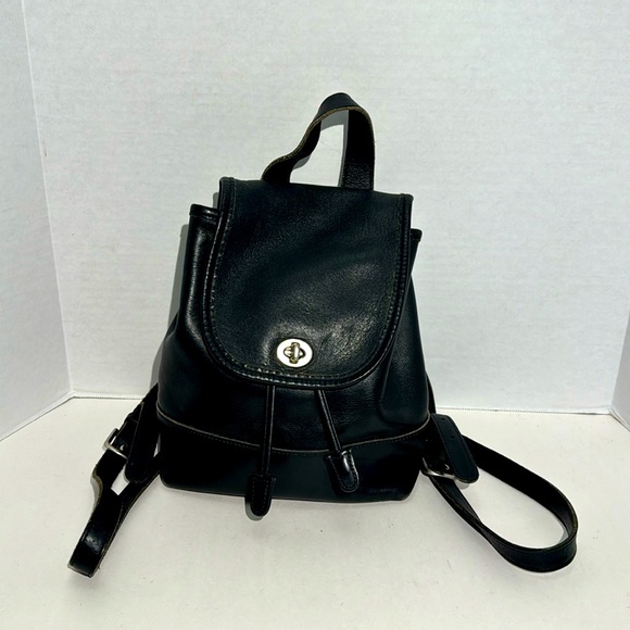 Vintage COACH Daypack Black Leather Drawstring Mini Backpack Bag 9960 USA Y2K - Picture 2 of 16